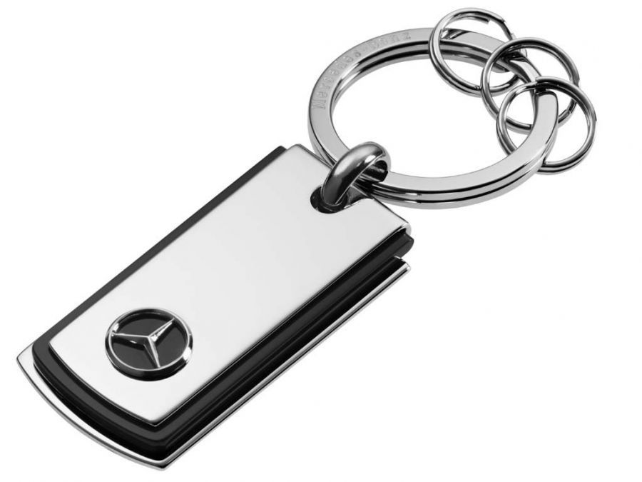 Брелок Хельсинки Mercedes-Benz Keyring Helsinki, артикул B66950246Официальная коллекция Mercedes, 2012 год